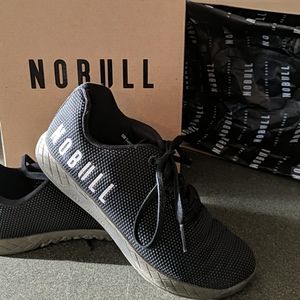 No Bull Trainers Womens size 6.5